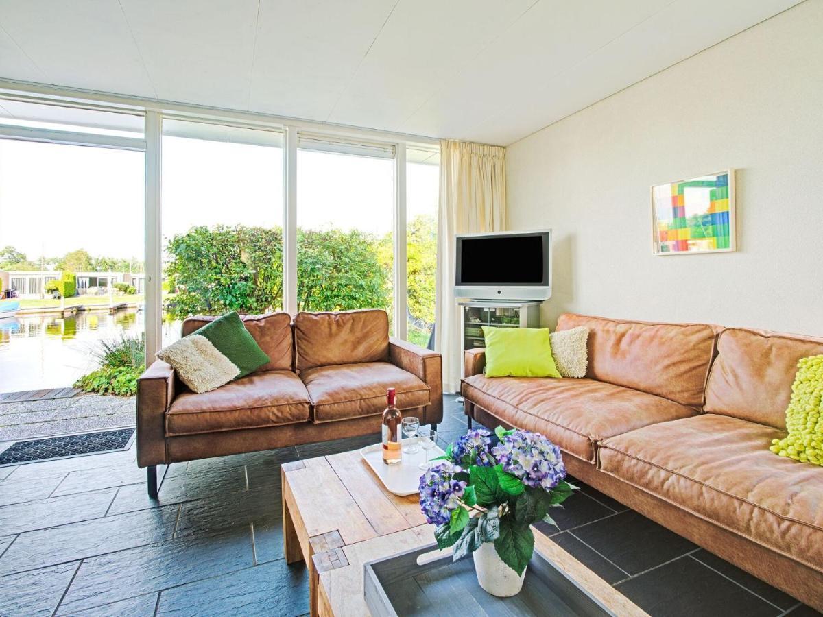Boornzwaag over de Wielen Waterfront Holiday Home With Jetty מראה חיצוני תמונה