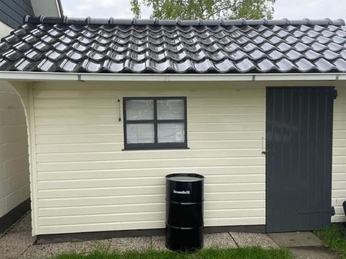 Boornzwaag over de Wielen Waterfront Holiday Home With Jetty מראה חיצוני תמונה